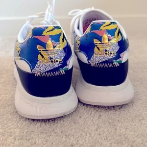 Women’s Adidas Sneakers